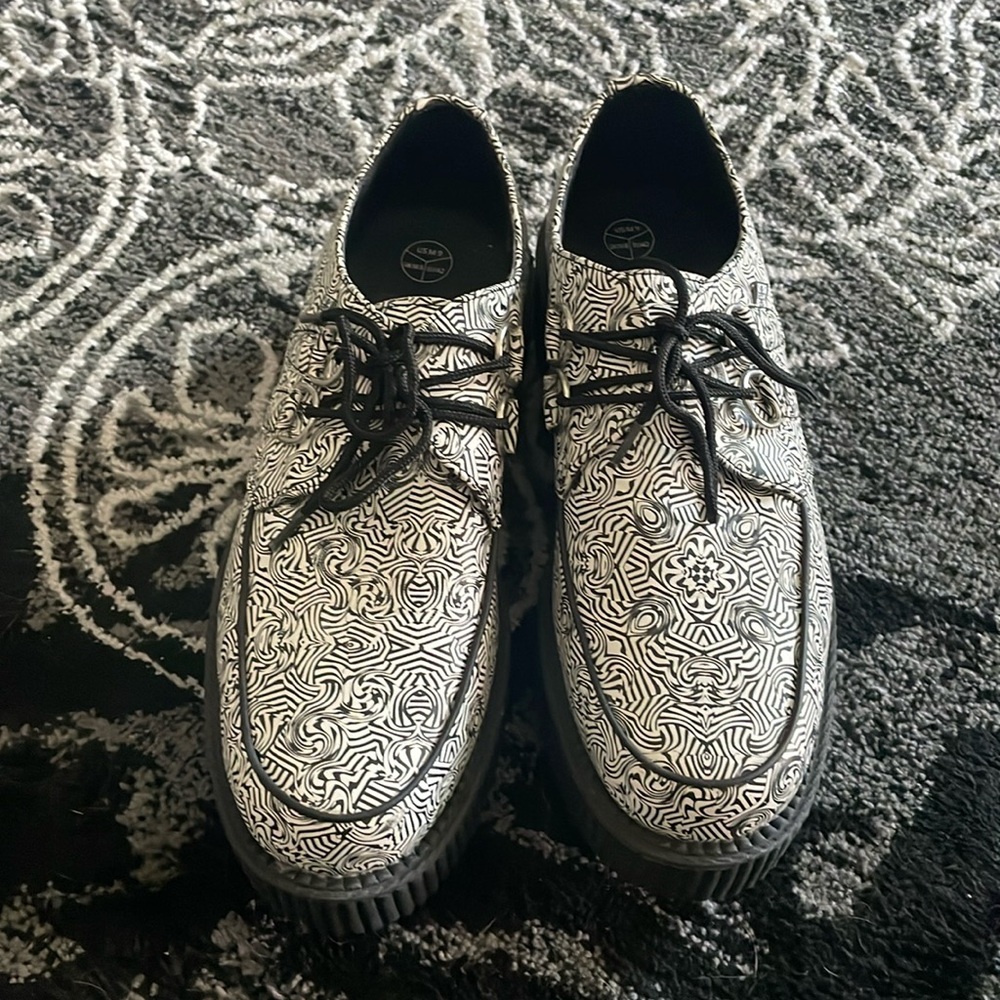 T.U.K Black and White Vegan Creepers
